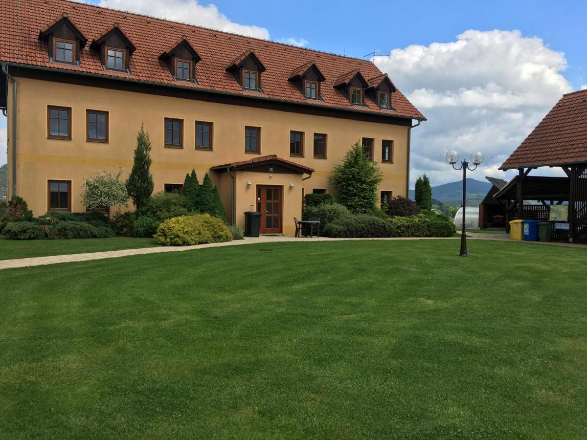 Jetřichovice Pension Hofberg מראה חיצוני תמונה