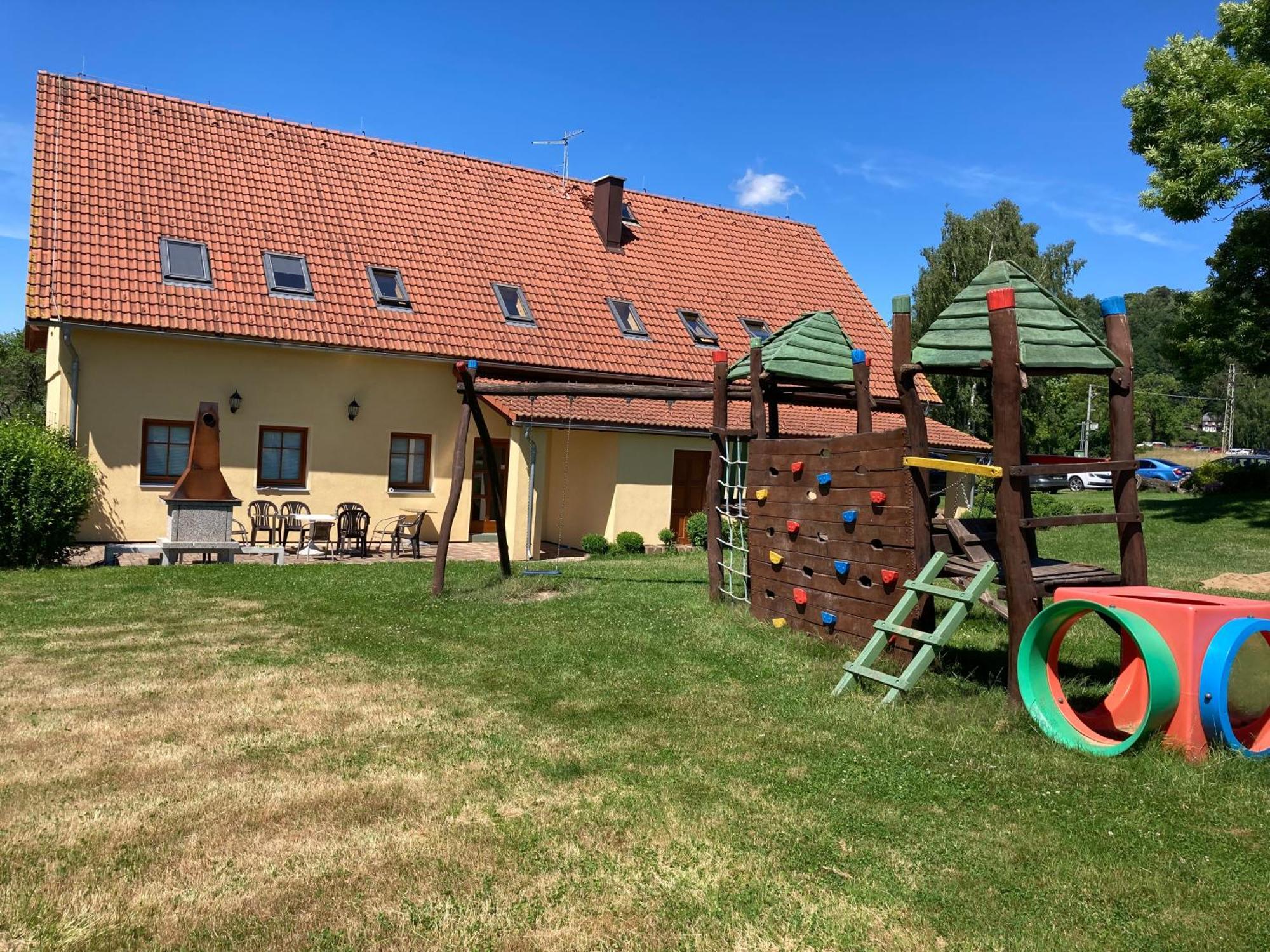 Jetřichovice Pension Hofberg מראה חיצוני תמונה