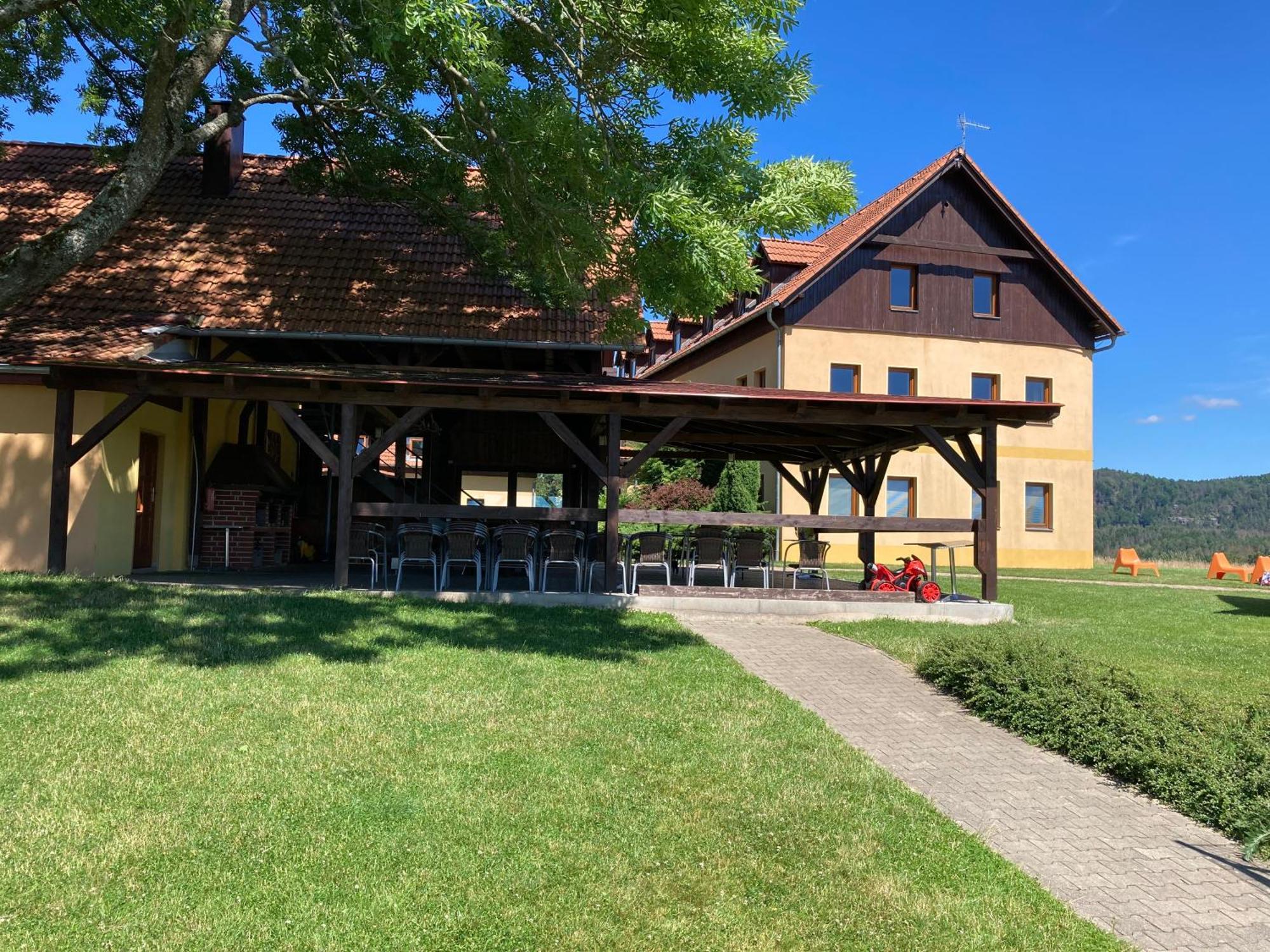 Jetřichovice Pension Hofberg מראה חיצוני תמונה